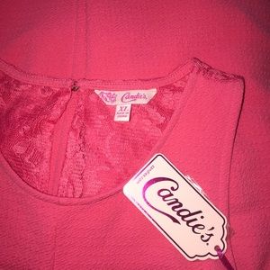 Candie’s Honeysuckle textured shift dress.